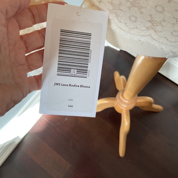 Ivory lace long sleeve top, size small, new with tag - Picture 4 of 4